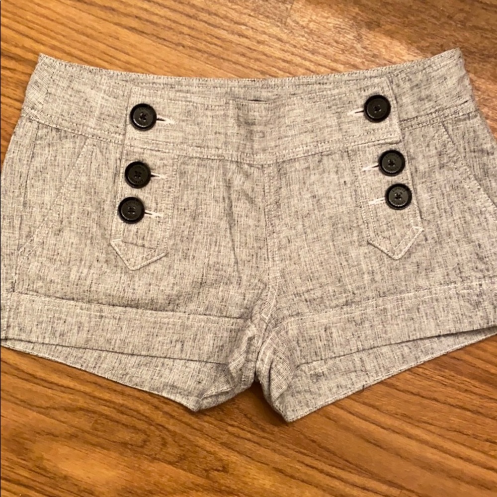 Express Shorts